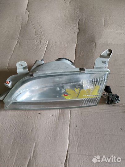 Фары передние, поворотники, бардачок