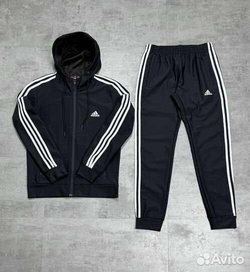 Спортивный костюм Adidas