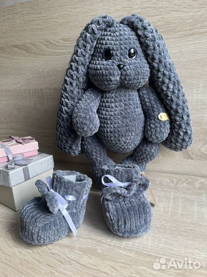 Вязанный заяц