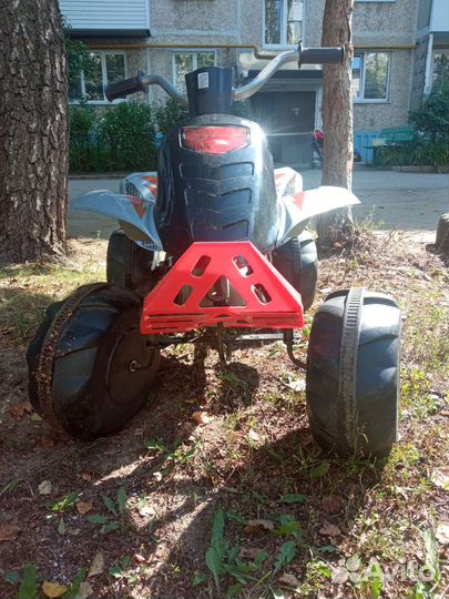 Детский квадроцикл на аккумуляторе