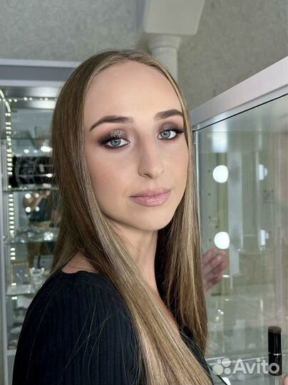Стилист, визажист, nail-мастер