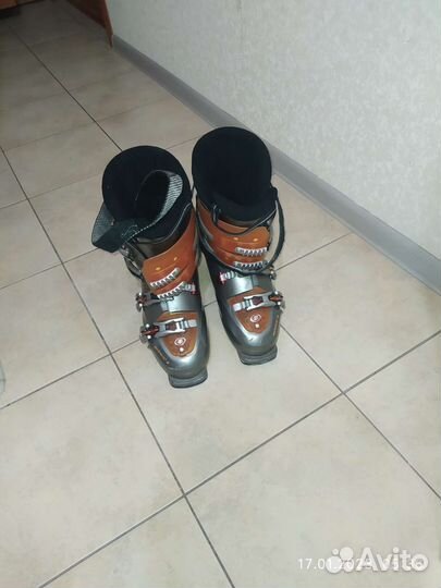 Горнолыжные ботинки (270-275)