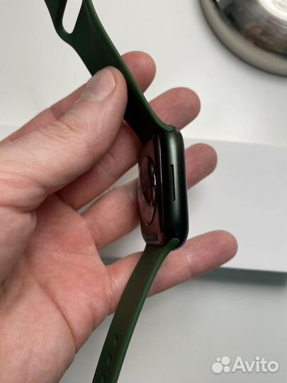 Apple Watch Series 7 45mm green