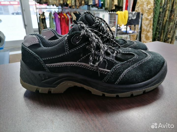 Профессиональные рабочие кроссовки Baak 42