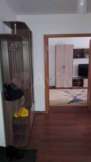 2-к. квартира, 49 м², 1/9 эт.