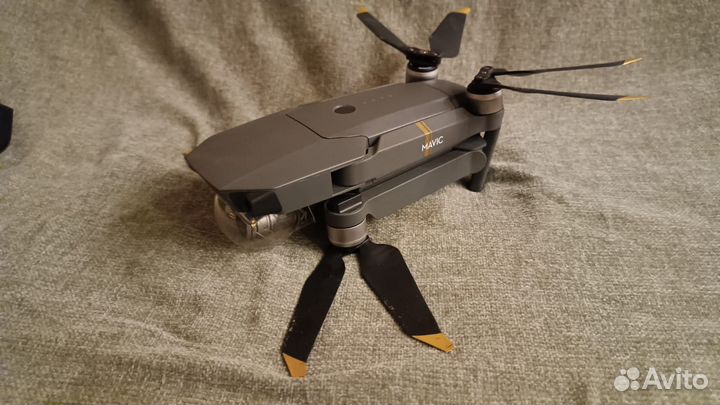 Квадрокоптер Mavic Pro
