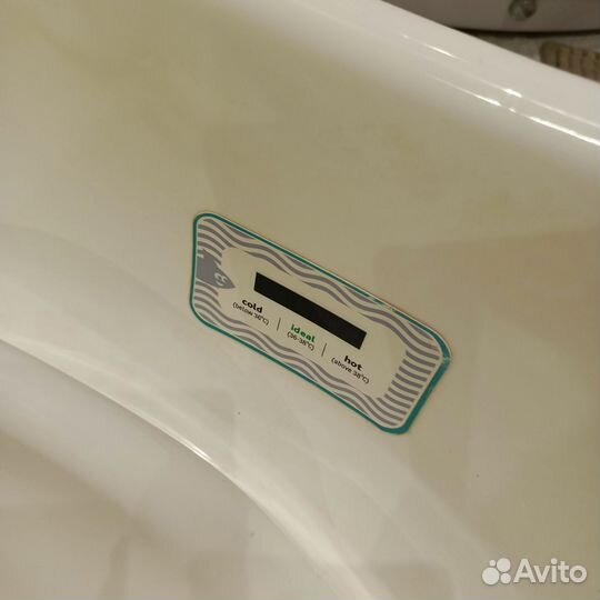 Ванночка для купания с горкой