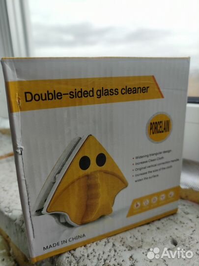 Магнитная щетка для мытья окон