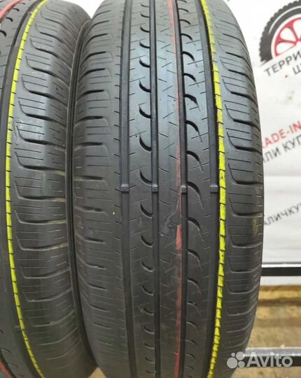 Goodyear EfficientGrip SUV 4x4 215/60 R17 96H