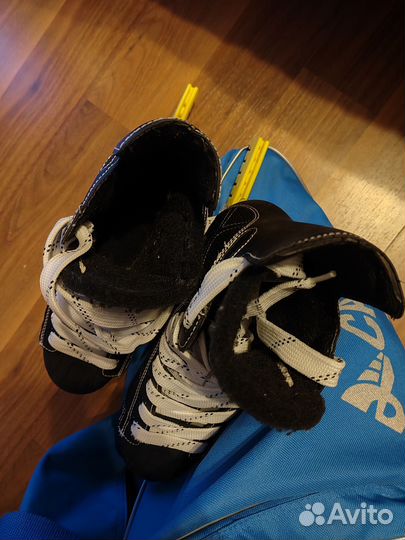 Коньки хоккейные 39 размер