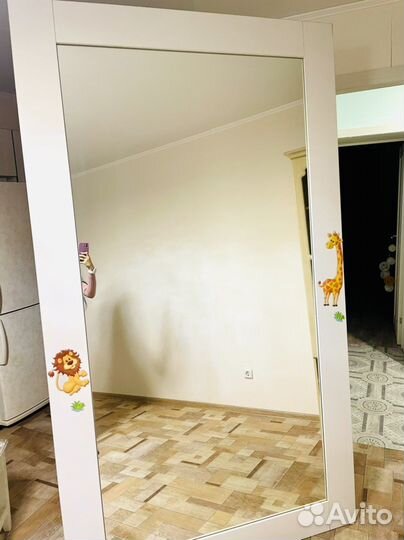 Зеркало напольное