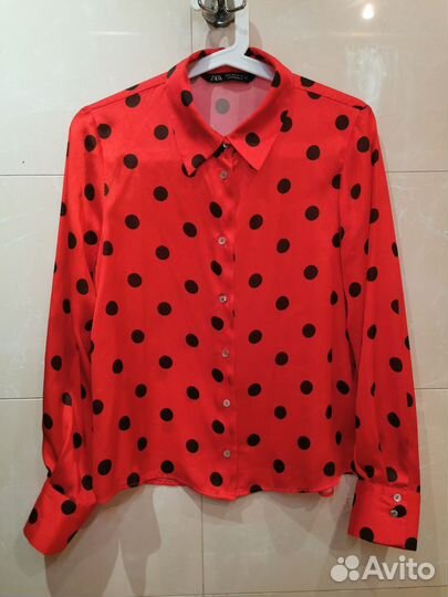 Блузка Zara 44 46 красная в горох