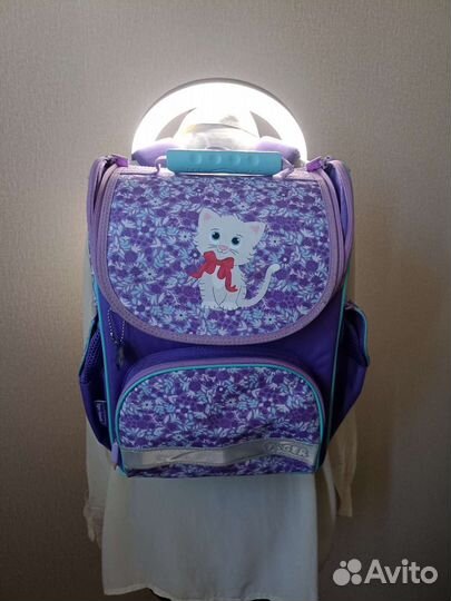 Рюкзак школьный для начальных классов