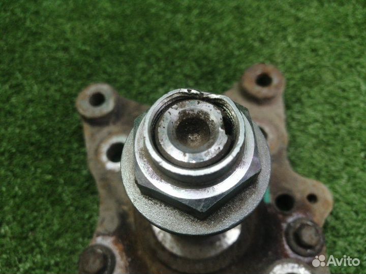 Ступица задняя правая Honda Civic 5D