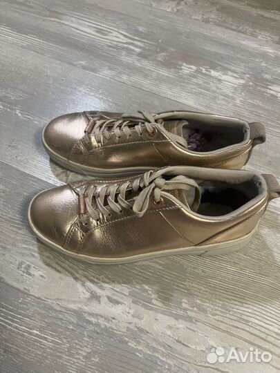 Кроссовки ted baker золотые/розовые