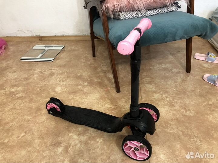 Самокат трехколесный складной