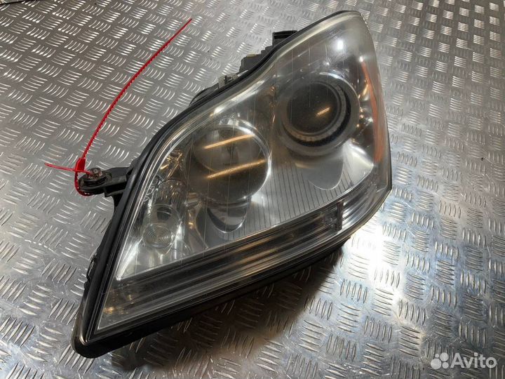 Фара левая Mercedes-Benz GL-Класс X164 рест. 2011