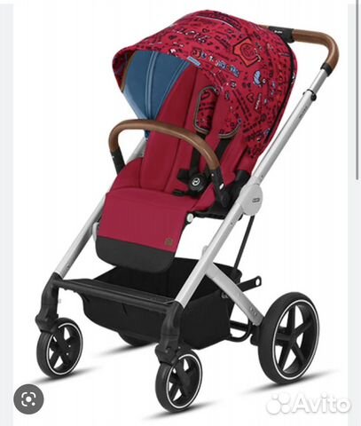 Продаю прогулную коляску Cybex