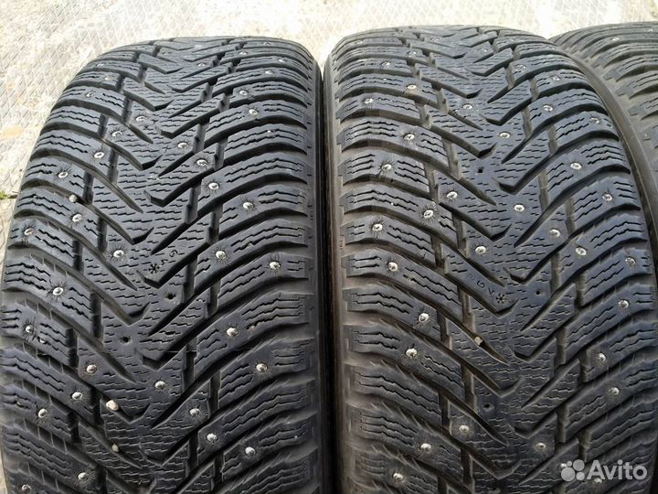 Nokian Tyres Hakkapeliitta 8 235/55 R17 103T