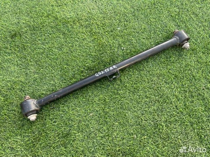 Рычаг задний правый Toyota Fj Cruiser GSJ15L 1grfe