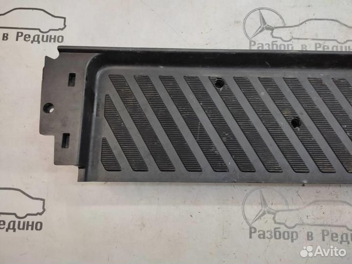 Накладки порогов внутренние w906 Sprinter 651.9