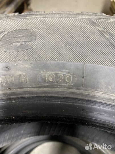 Hankook Winter I'Cept Evo 215/65 R17