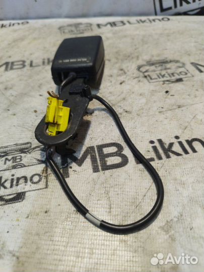 Замок ремня безопасности задний правый Mercedes