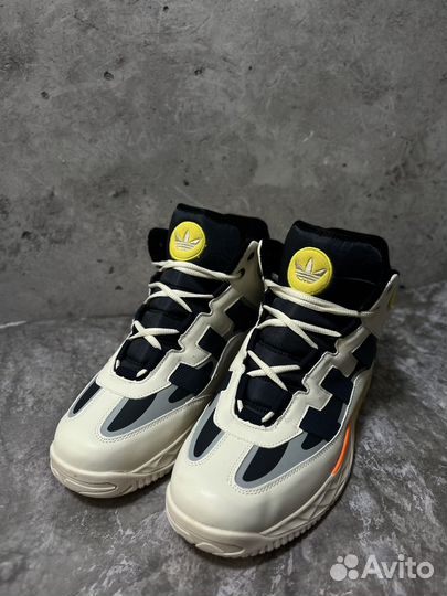 Кроссовки adidas niteball зимние