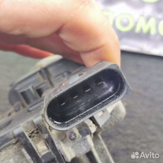 Моторчик стеклоочистителей Seat Ibiza