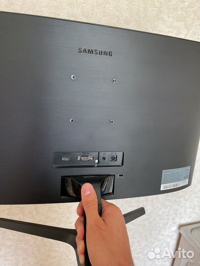 Монитор Samsung 24 изогнутый