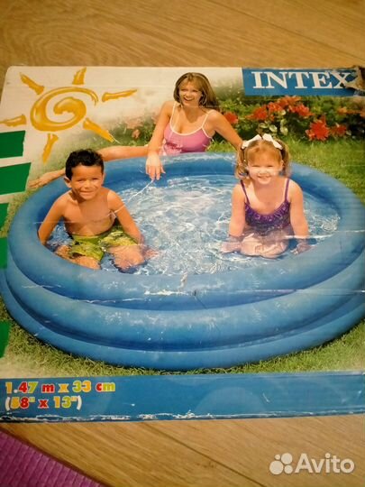 Детский надувной бассейн