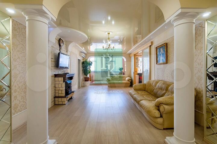 5-к. квартира, 140 м², 2/10 эт.