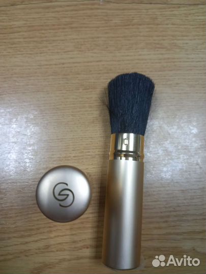 Кисть для макияжа (румяны, пудры )