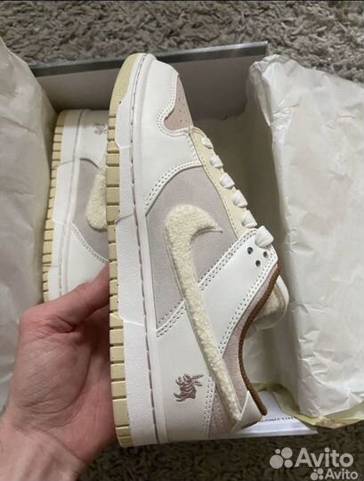 Кроссовки Nike Dunk Low Year Of The Rabbit