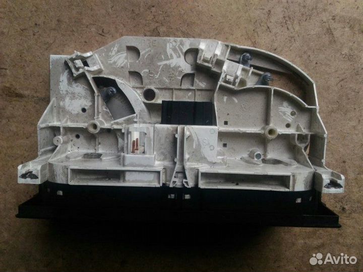 Блок управления кондиционером Volkswagen Passat B5