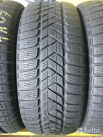 Pirelli Winter Sottozero 3 225/50 R17