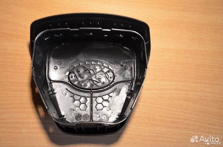 Крышка подушки безопасности Хендай Элантра