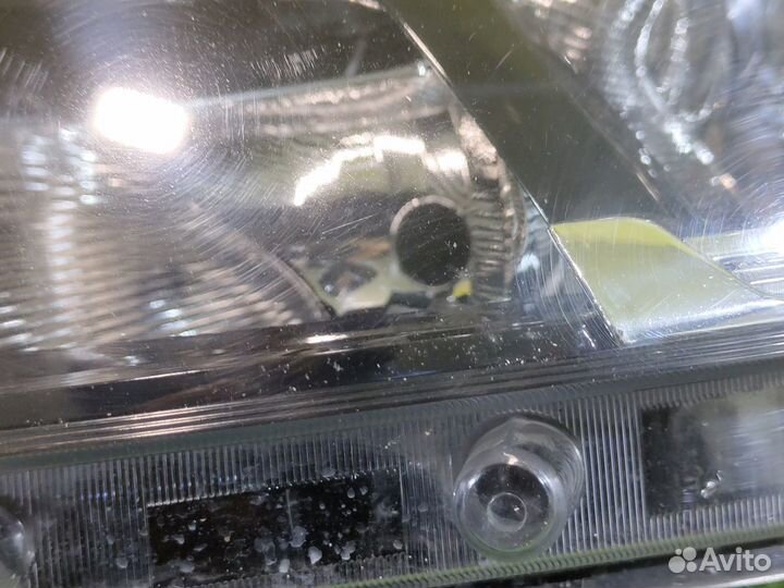 Фара левая Renault Logan II 2018