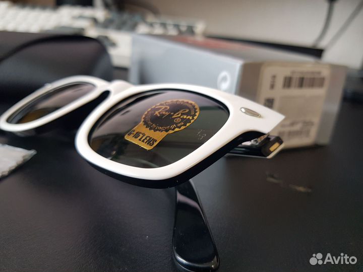 Солнцезащитные очки Ray-Ban Wayfarer RB2140 956 3N