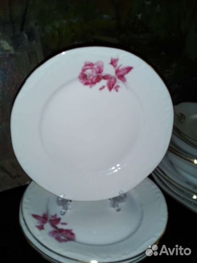 Тарелки Чехословакия, рюмки цветное стекло,винтаж