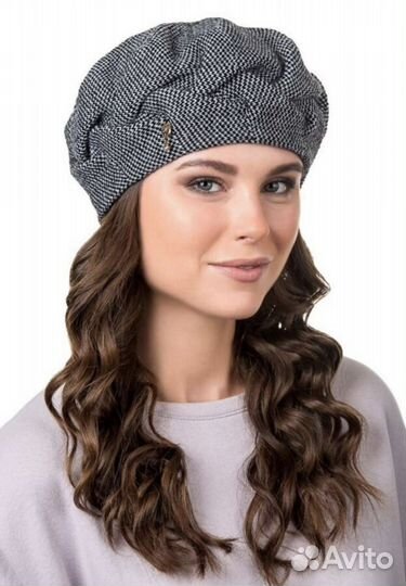 Женская шапка берет