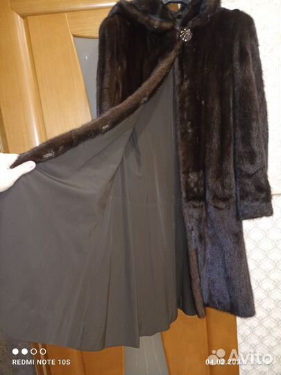 Шуба норковая с капюшоном 46