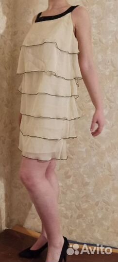 Продаю женское платье