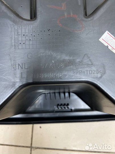 Органайзер багажника левая сторона