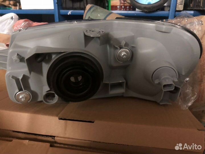 Фары на hyundai accent