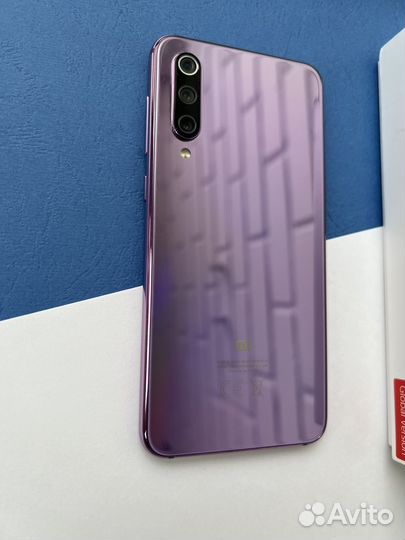 Xiaomi Mi 9 SE, 6/128 ГБ