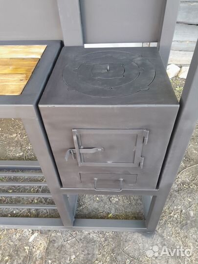 Мангальный комплекс с зонтом