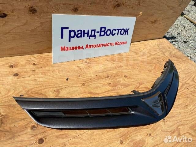 Решетка радиатора Toyota Estima ACR50