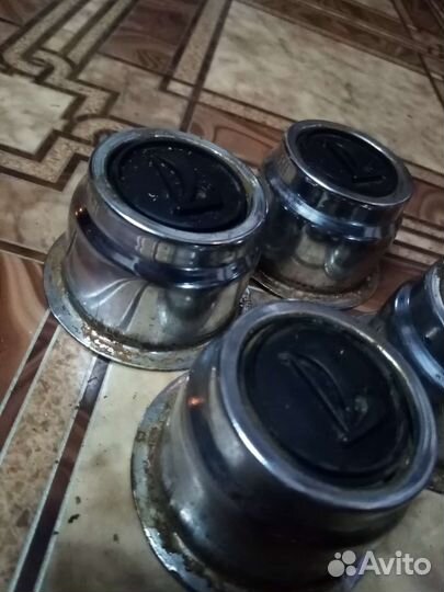 Колпачки на ступицу ваз