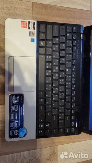 Нетбук asus 1215b
